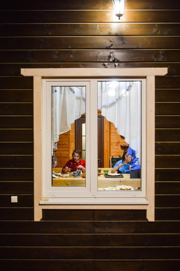 Hotel Рада Дараба Krasnik Exteriér fotografie